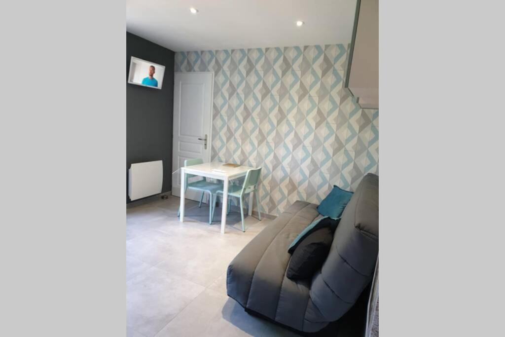 Apartamento Agréable logement pour 4 pers à deux pas de Verdun Haudainville Exterior foto